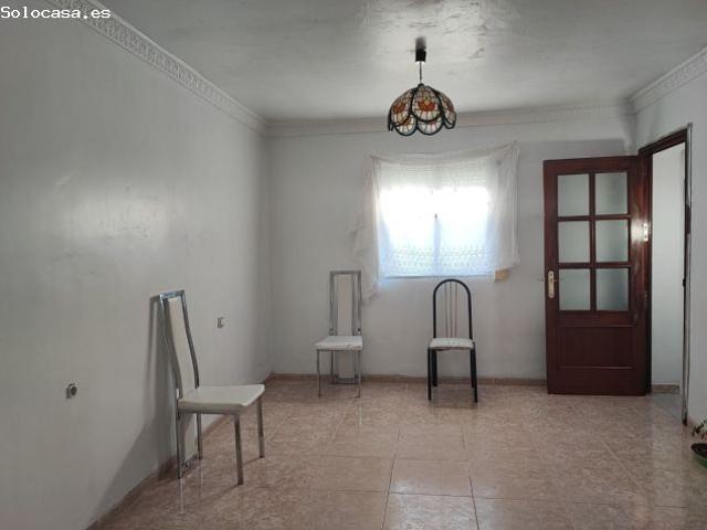 Espaciosa y luminosa Casa de Pueblo de 3 Plantas en El Cuervo, Sevilla/Cádiz