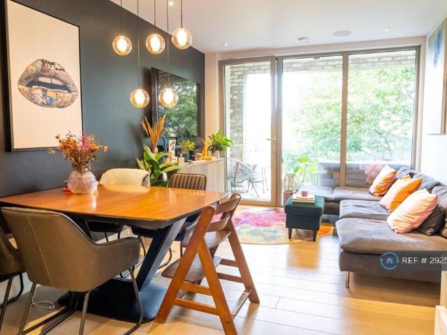 Espalier Gardens, London, NW6 3 bed flat to rent £3,895 pcm £899 pw