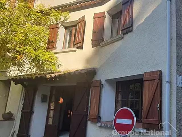 Esparron 83560 Achat / Vente maison 4 pièces t4 au dernier étage