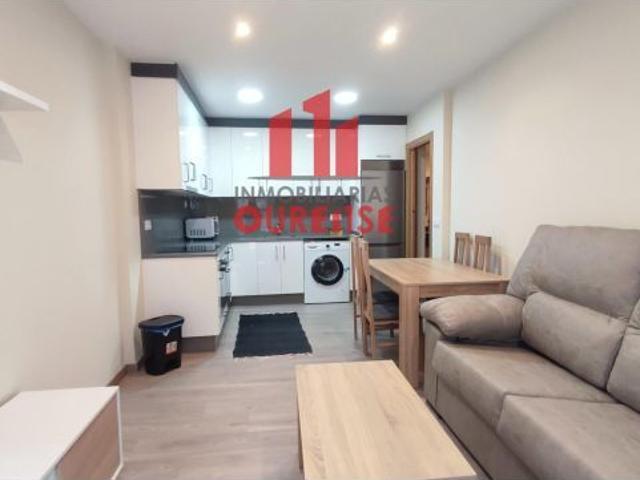 ¡ ESPECIAL ESTUDIANTES ! ALQUILER DE HABITACIONES EN EL CASCO HISTORICO DE OURENSE DISPONIBLE EN AB