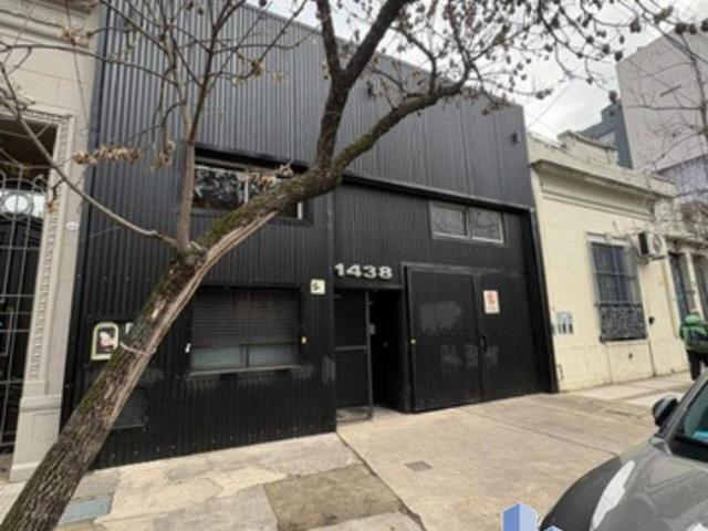 Espect Galpón/Deposito/Local Comerc s/lote Ppio 8,56 x 37,40 mt apr Ofic s/Av Dorrego y Av Cordoba