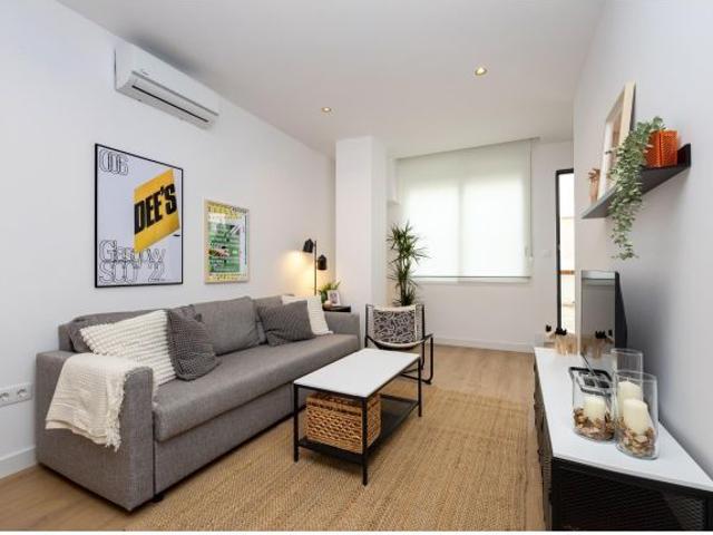 ! ESPECTACIULAR VIVIENDA A ESTRENAR !