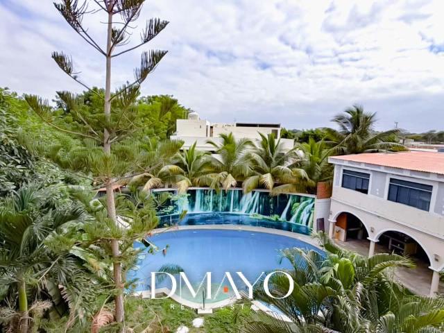 Espectacular casa con piscina, amplios jardines y áreas de recreación en Los Ejidos