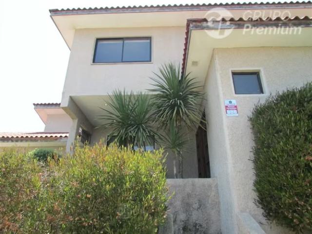 Espectacular Casa con piscina en venta en Quilpué | 4 dormitorios por 10000.00 en Quilpué