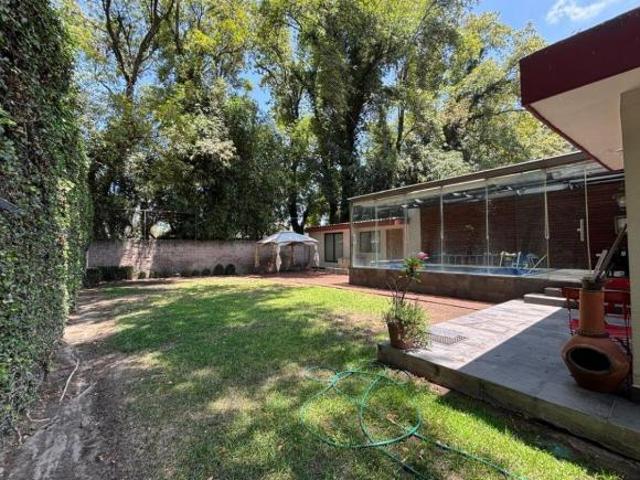 Espectacular casa de 1 piso con alberca en Fracc Moratilla