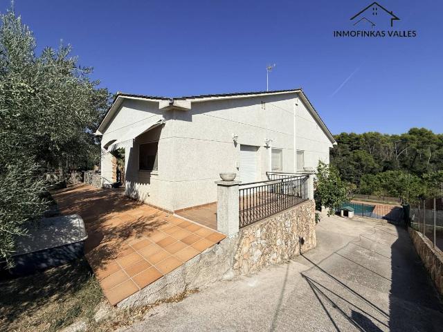ESPECTACULAR CASA DE 250M2 CON PISCINA EN CAN VILARDEBO