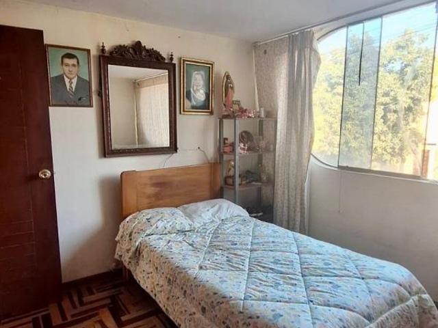 Espectacular casa de pisos con gran potencial y ubicacin estratgica