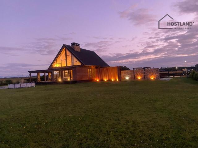 Espectacular casa en terreno en parcelación Doña Otilia