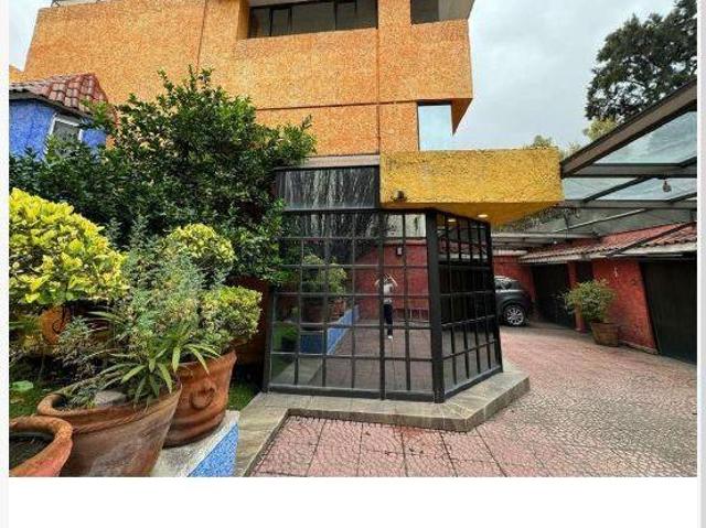 ESPECTACULAR CASA EN TORRES LINDAVISTA, EXCELENTES ACABADOS