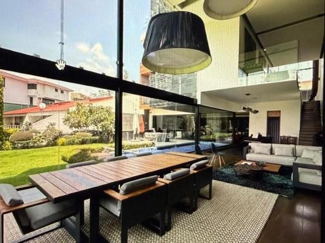 Casa espectacular en venta en Bosque de las Lomas 1017 m² de terreno, con depto independiente