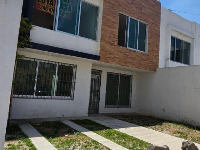 ESPECTACULAR CASA EN VENTA EN FRACCIONAMIENTO RESIDENCIAL VILLA ALTA, TLAXCALA