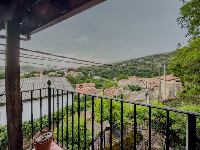 Espectacular casa en venta en Puentedey, uno de los pueblos más bonitos de España