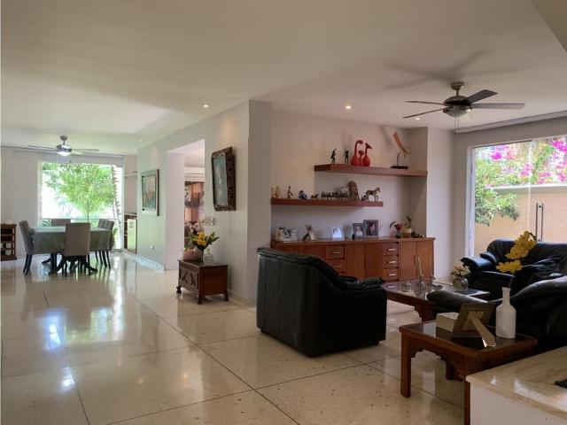 Espectacular Casa en venta o alquiler Villa Campestre Tradicional