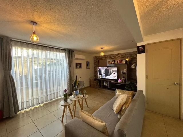 Espectacular Casa En Arriendo En El Abrazo, Maipú 3h 3b 2e