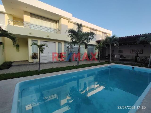 Espectacular Casa En Loma Linda Con 3 Departamentos Independientes A Precio De Ocasion