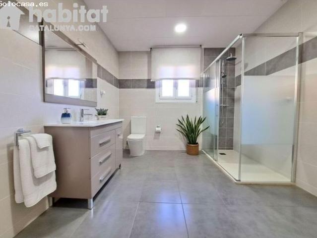 ? ESPECTACULAR CASA EN PLANTA CON PISCINA, TENIS Y PISTA FRONTÓN – CAN MARTÍ PIERA