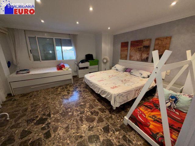 ESPECTACULAR CASA ESQUINERA PARA ENTRAR A VIVIR, CON DOS VIVIENDAS, Benifairó de la Valldigna,Valen