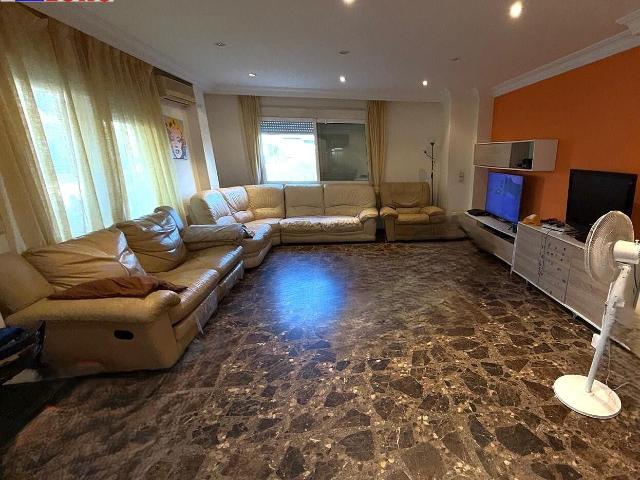 Espectacular casa esquinera para ENTRAR A VIVIR, con DOS VIVIENDAS Benifairó de la Valldigna