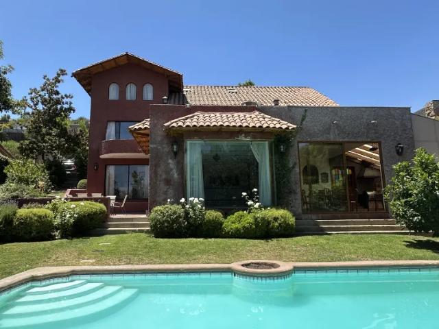 Espectacular Casa Quinchamalí, 410/1.150m2, Las Condes