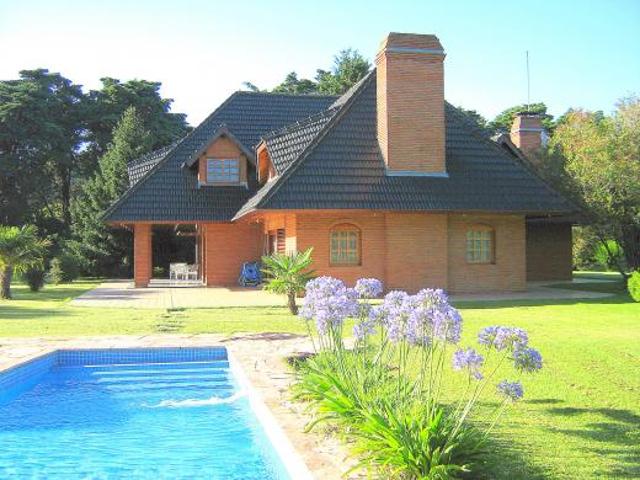 ESPECTACULAR CASA QUINTA EL CAZADOR ESCOBAR en Inmomap