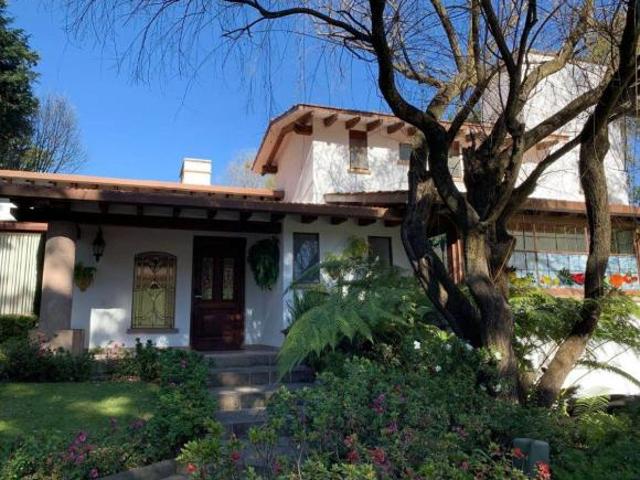 ESPECTACULAR CASA RANCHO SAN FRANCISCO VENTA