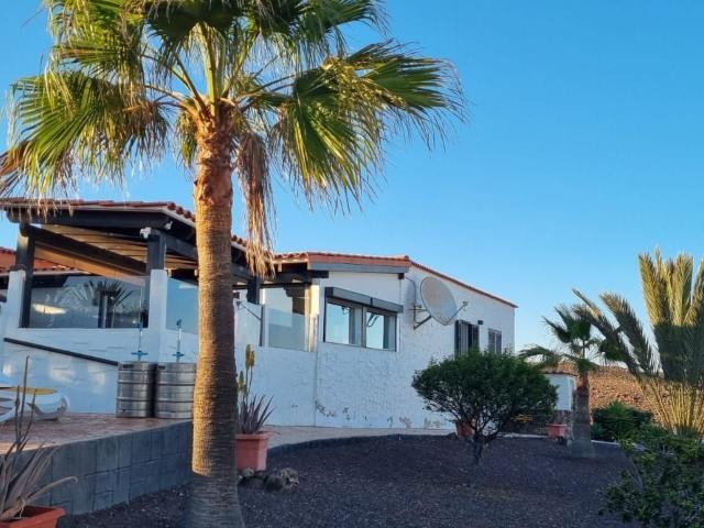 ?✨ ESPECTACULAR CHALET CON VISTAS AL MAR Y MONTAÑA EN FUERTE. 137m² Parque Holandes