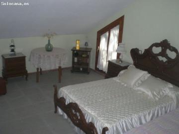 ESPECTACULAR CHALET CON PISCINA Y TERRENO