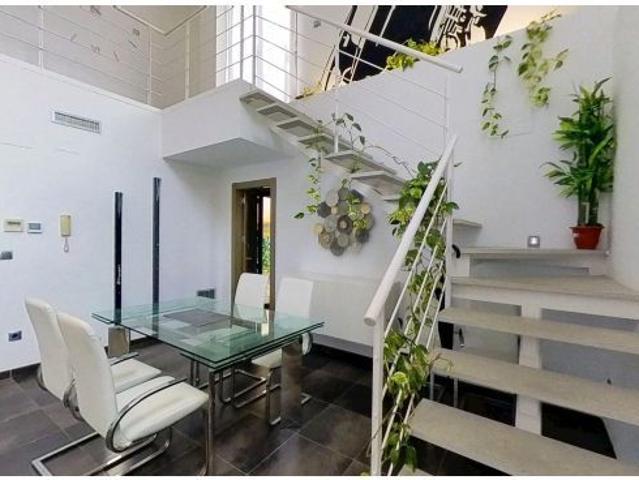 ESPECTACULAR CHALET DE DOS ALTURAS