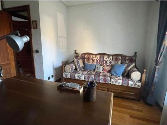 Espectacular Chalet en Briviesca con Jardín por solo 384,900€