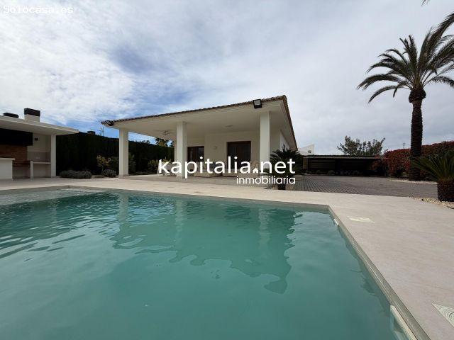 Espectacular Chalet en EXCUSIVA en KAPITALIA ubicado en la prestigiosa urbanización El Pilar