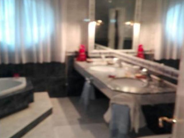 ESPECTACULAR CHALET EN LAS LOMAS