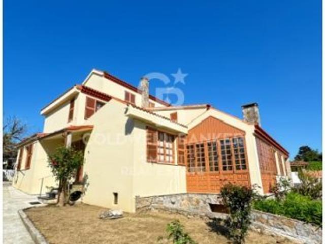 Espectacular chalet en Perillo