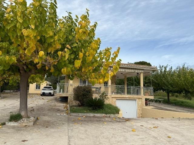 ESPECTACULAR CHALET EN VENTA URBANIZACION BISQUERT GENOVES