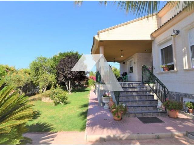 Espectacular chalet en venta