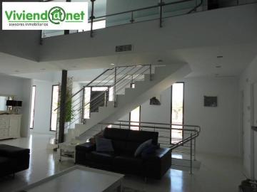 ESPECTACULAR CHALET EN ZONA TORRELLANO BAJO