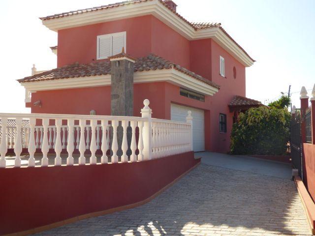 Espectacular Chalet independiente 5 dormitorios Araya Candelaria