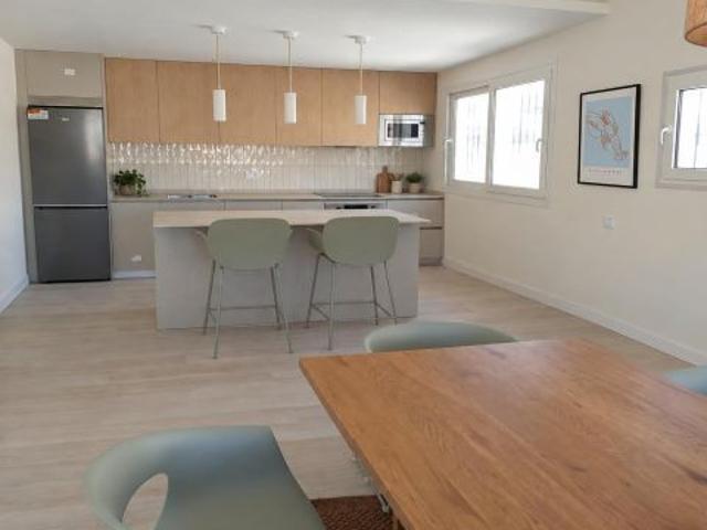 Espectacular chalet independiente