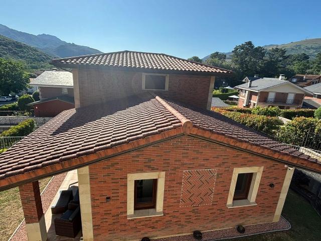 ESPECTACULAR CHALET INDEPENDIENTE EN RAMALES DE LA VICTORIA CANTABRIA