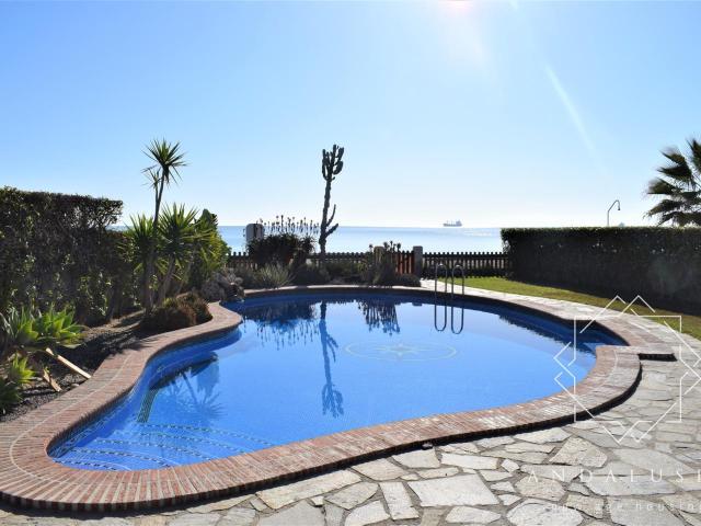 Espectacular chalet independiente sobre parcela de 830 m2 co. 194m² Vera Playa