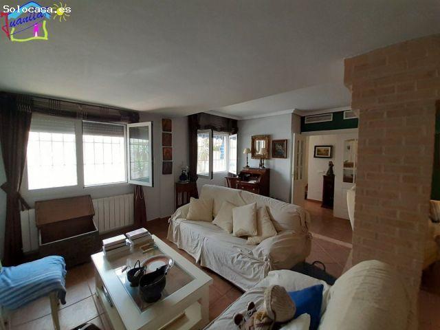 ESPECTACULAR CHALET L CON ZONA DE JARDIN Y PISCINA EN ARCHENA ZONA RIOSOL