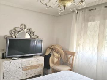 Espectacular adosado con gran terraza de 100 m2 y orientación sur junto al Distrito Z