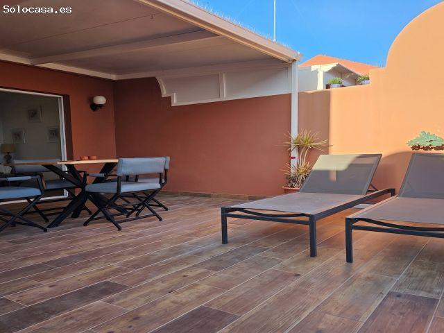 Espectacular Ático con terraza de 33m2 y vistas al mar en Pasito Blanco