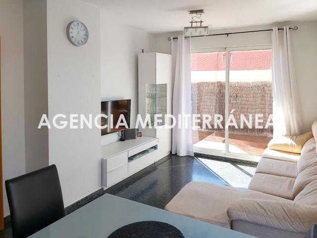 Espectacular ático dúplex en alquiler con gran terraza, garaje, en L´eixereta Burjassot  · Agencia Mediterránea Consultores Inmobiliarios