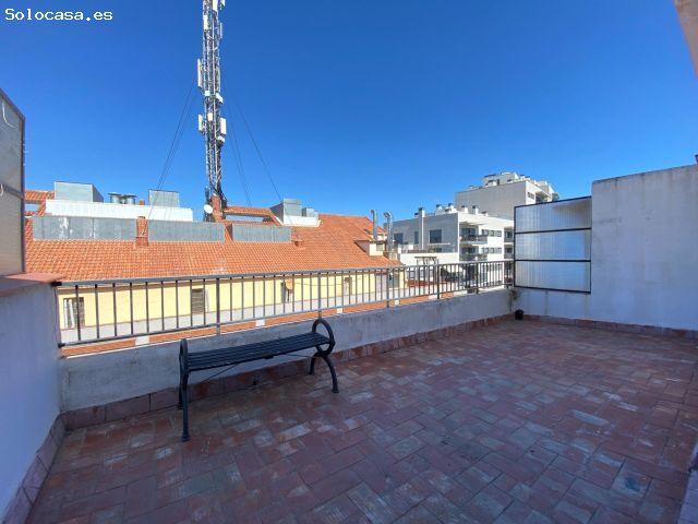 Espectacular Ático en Barcelona con amplias terrazas y gran potencial
