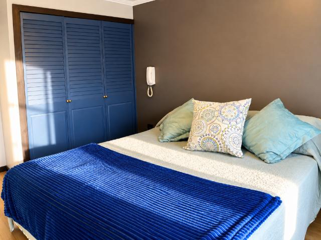 ESPECTACULAR DEPARTAMENTO AMOBLADO REÑACA BAJO