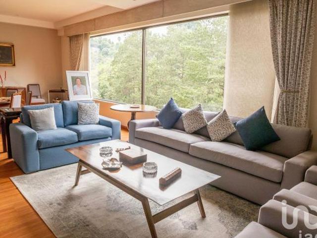 Espectacular departamento con excelente ubicación en Bosques de las Lomas !