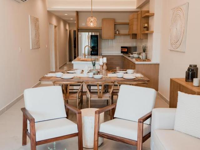 Disfruta espectaculares vista a la Marina Mazatlán, Departamento en venta Mazatlán!