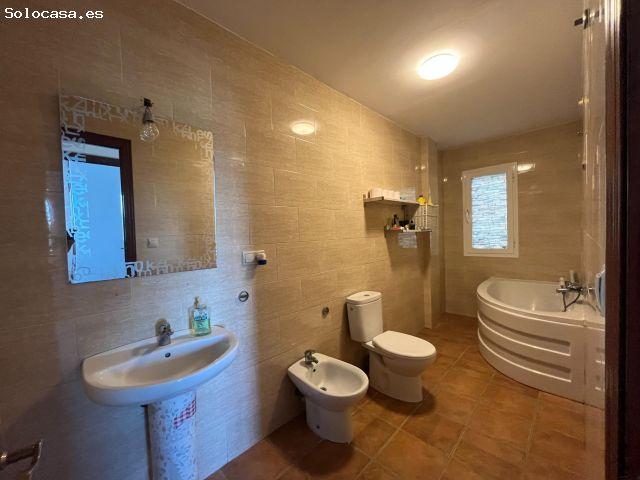ESPECTACULAR DUPLEX CON SOTANO y AZOTEA