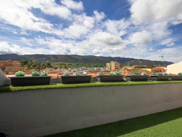 ESPECTACULAR DÚPLEX EN L'ESPLUGA DE FRANCOLÍ