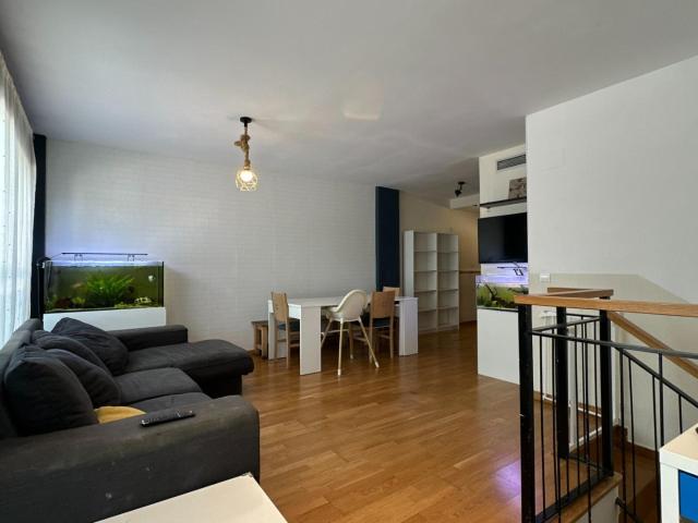 ESPECTACULAR DUPLEX INVERTIDO, 4 HABITACIONES CON GARAJE EN EL CENTRO DE CUARTE DE HUERVA